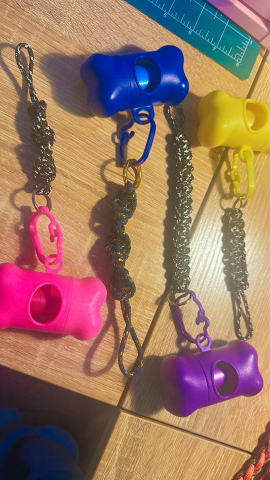 Dog Leash Attachment with Bag Holder